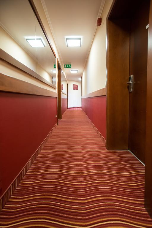 ซิตี้-โฮเต็ล บูดาเปส Aparthotel บูดาเปสต์ ภายนอก รูปภาพ