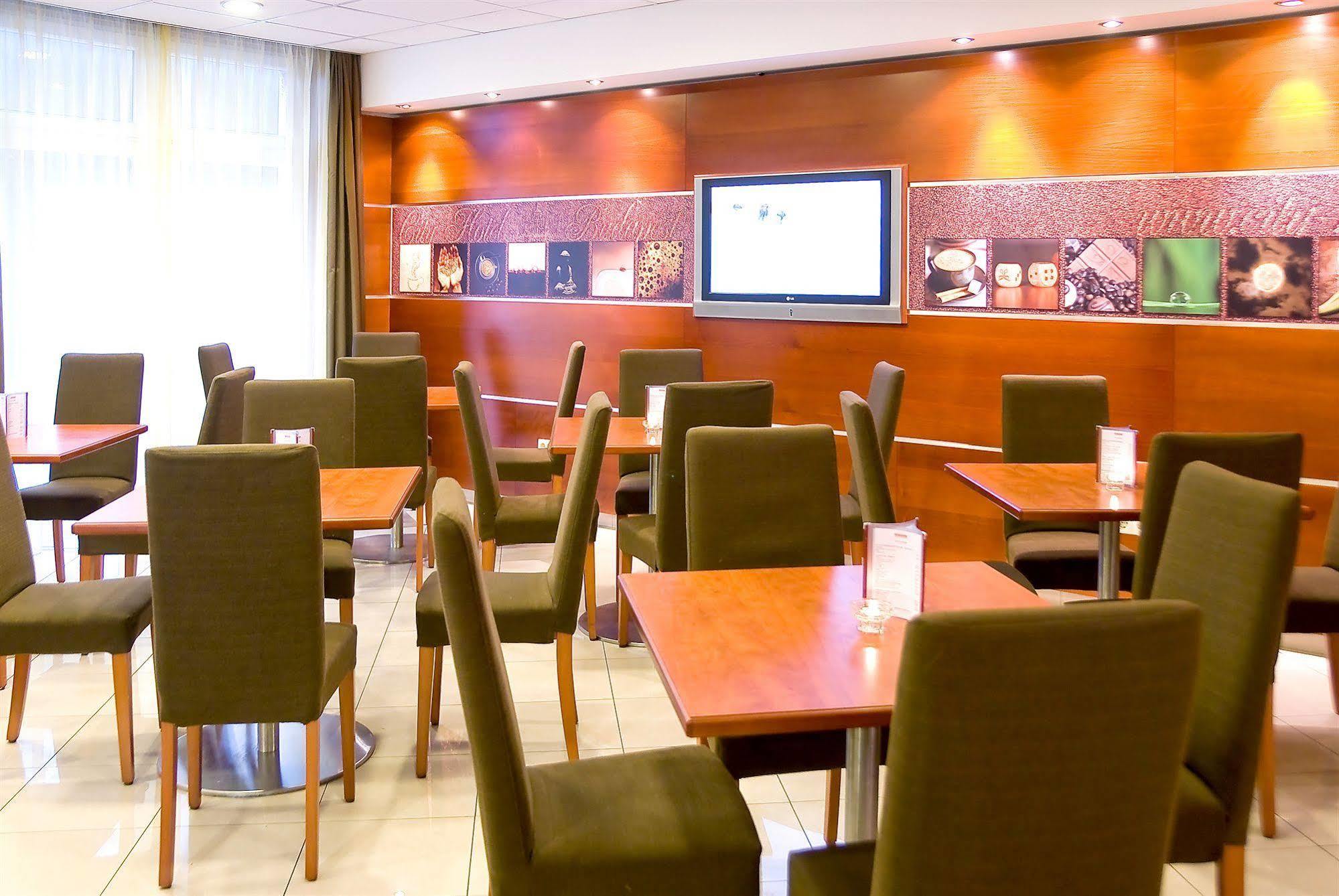 ซิตี้-โฮเต็ล บูดาเปส Aparthotel บูดาเปสต์ ภายนอก รูปภาพ